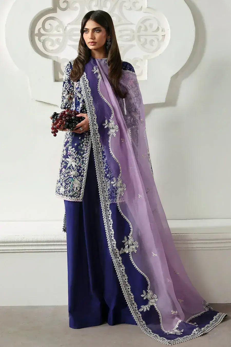 SORAYA ORGANZA UNSTITCHED EMB ALTHEA SUIT