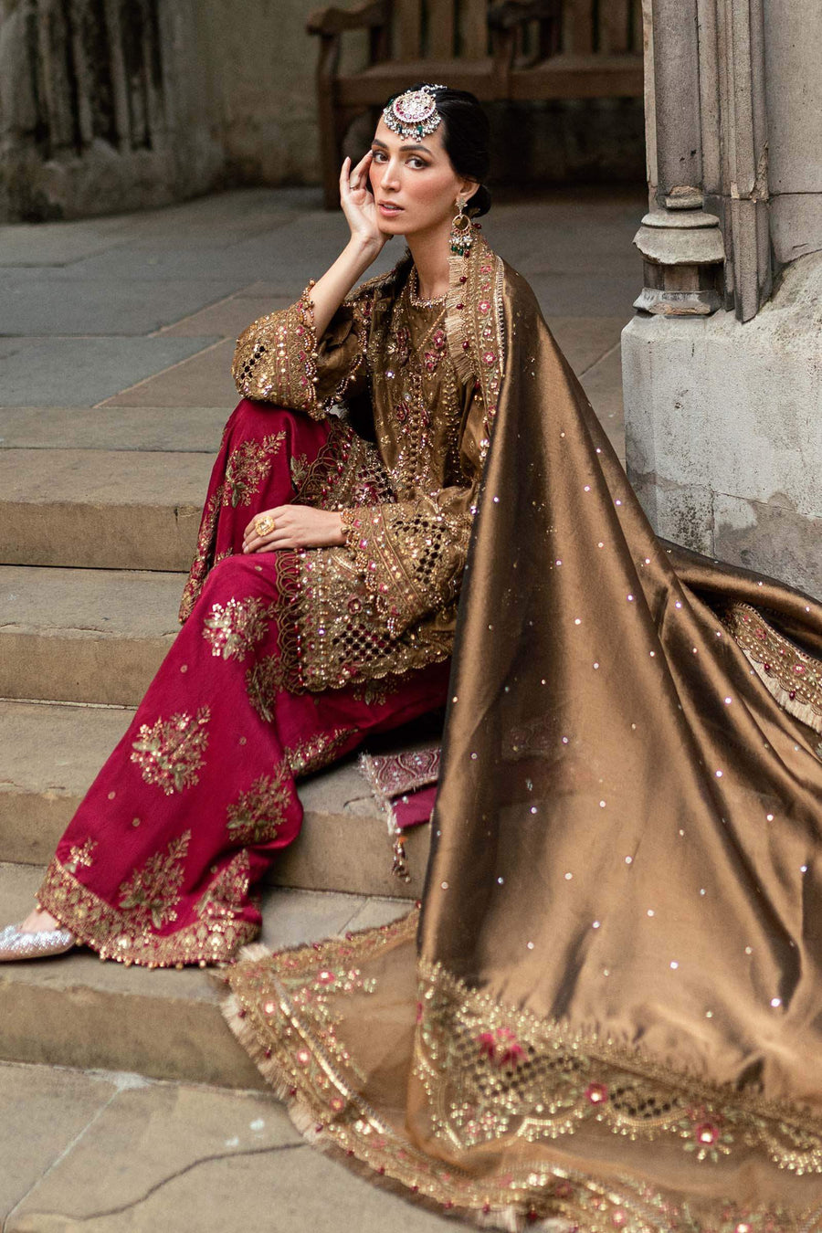 SOIRÉE RAW SILK UNSTITCHED EMB D-4 SUIT