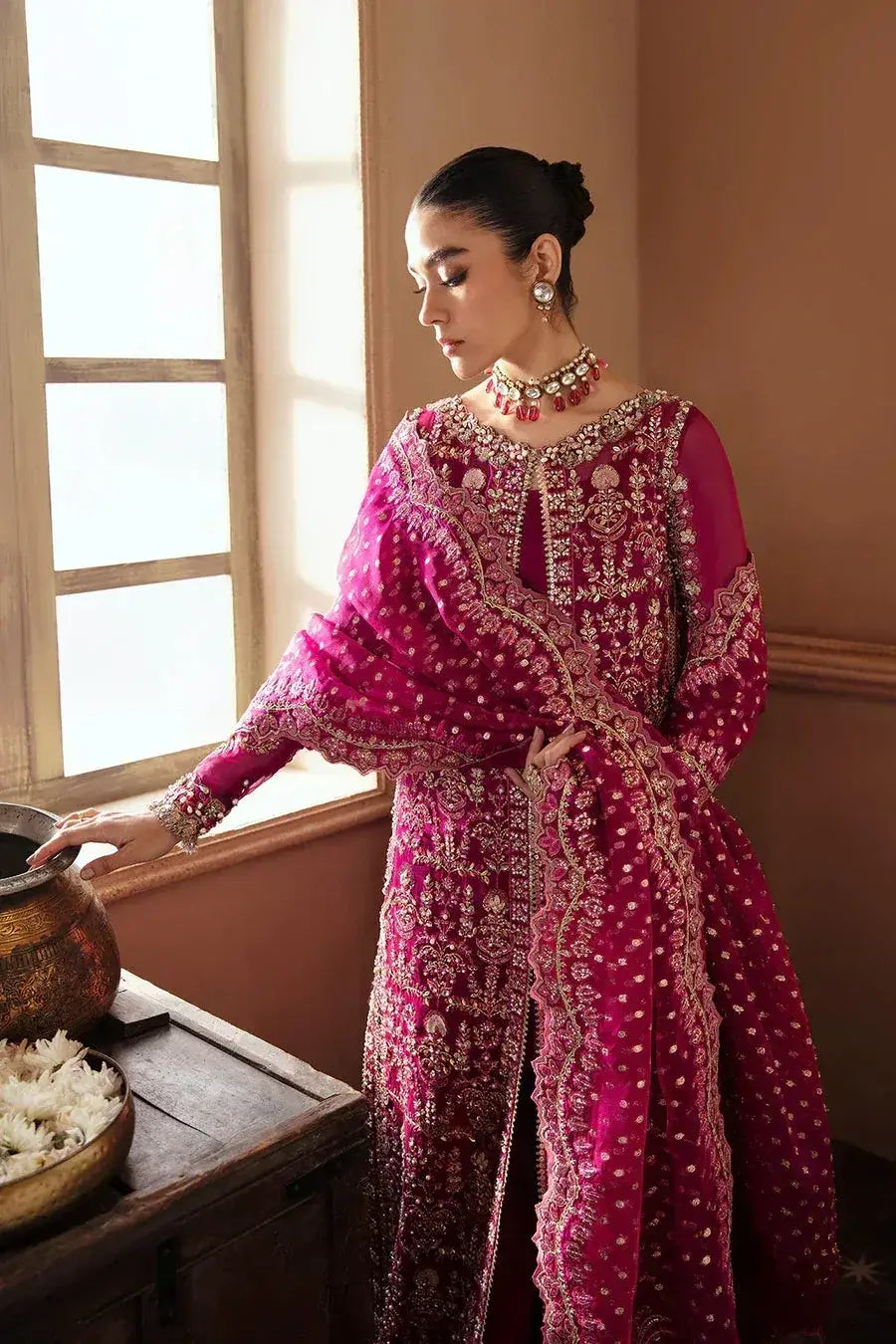 SORAYA ORGANZA UNSTITCHED EMB RAIZEL SUIT